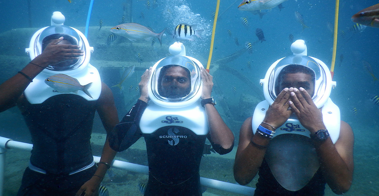 SeaTrek helmet diving Sint Maarten